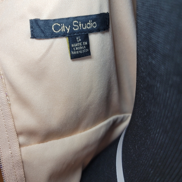 City Studio Strapless Iridescent Sequin Dress Sz 5 - Picture 8 of 9